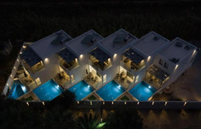 SKYROS BLUE SUITES